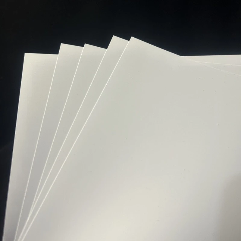White Polycarbonate Core Sheet White Polycarbonate Core Sheet